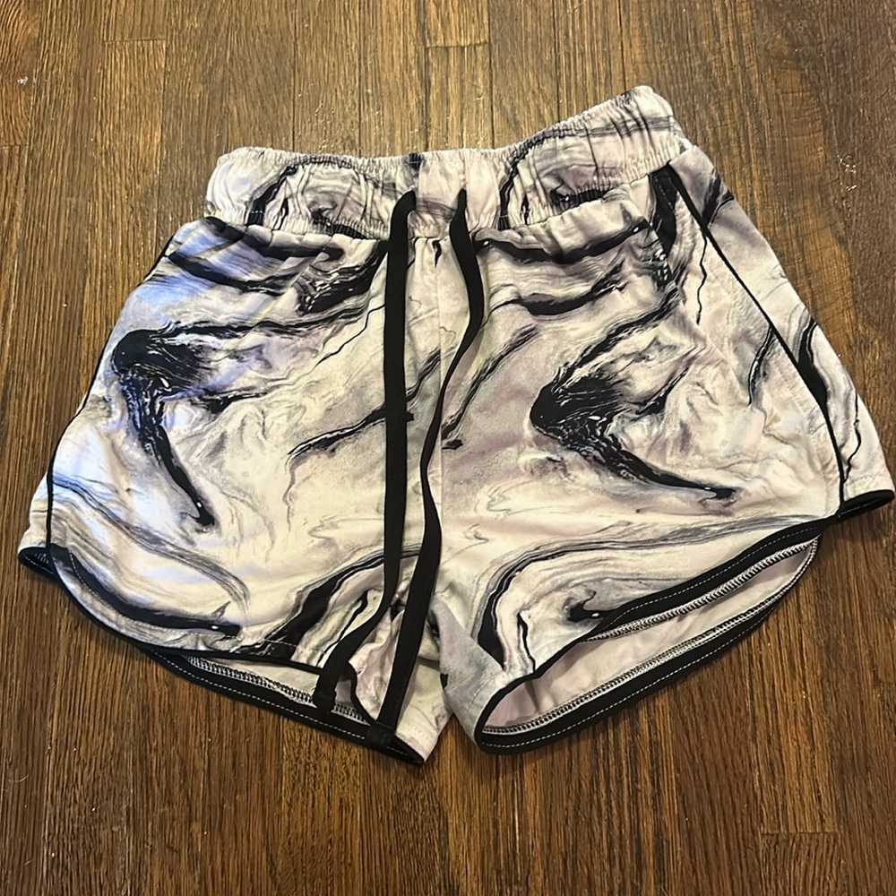 Patterned shorts